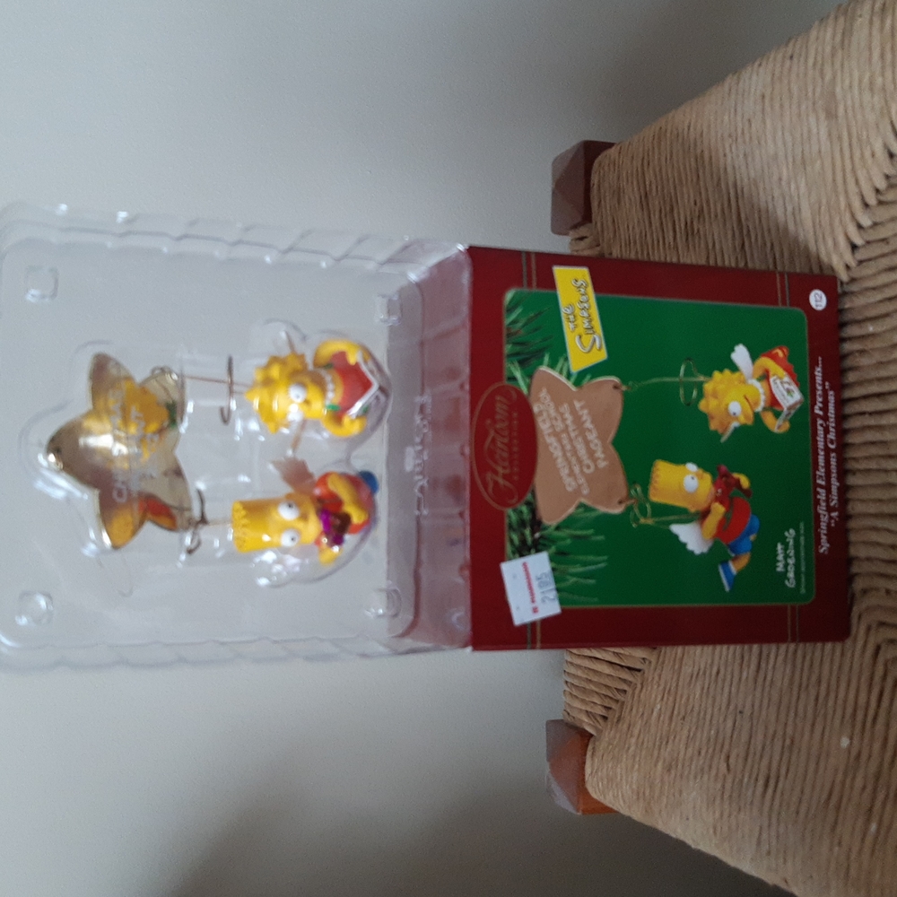 Carlton Tree Ornament